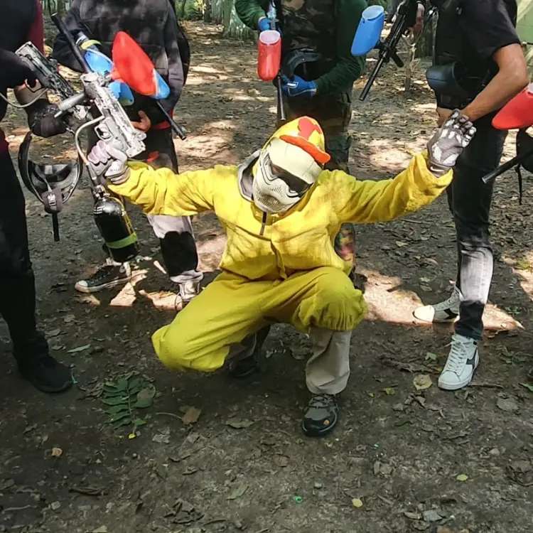 EVG paintball costume de poulet